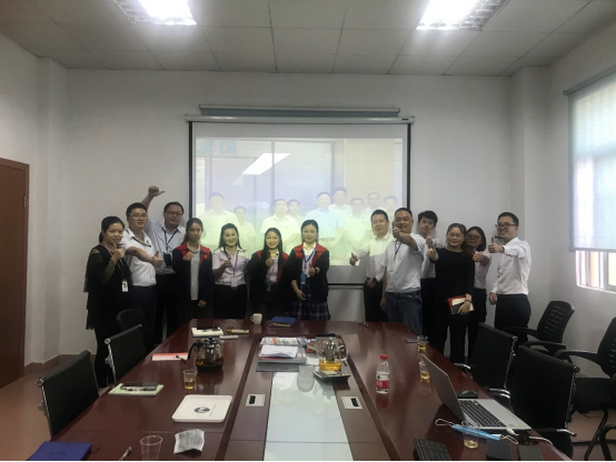 hth官方网页版-hth(中国)软件与炎墨合影